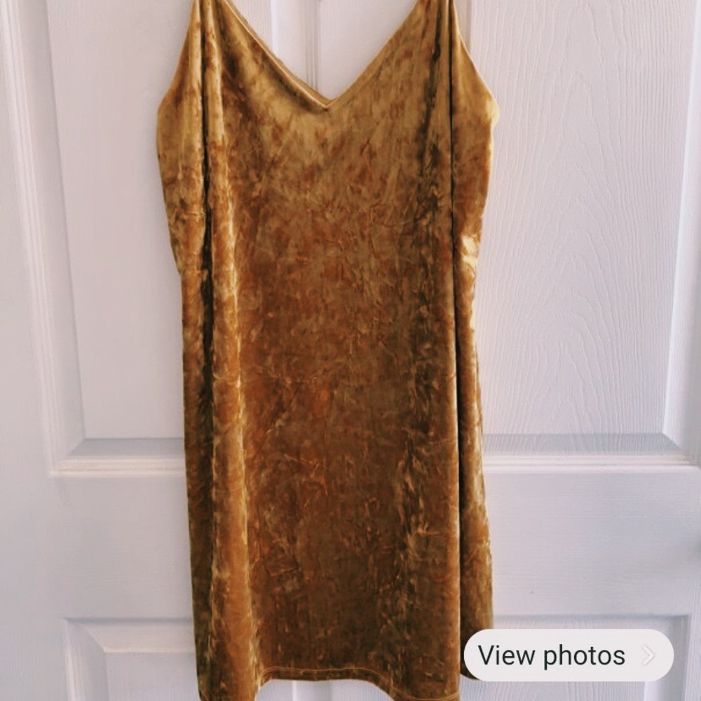 Nordstrom mustard yellow crushed velvet dress!!!